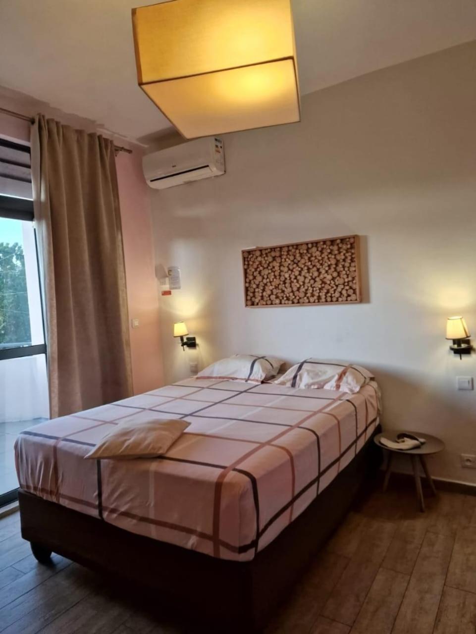 Villa Centre Гранд-Бэй Экстерьер фото